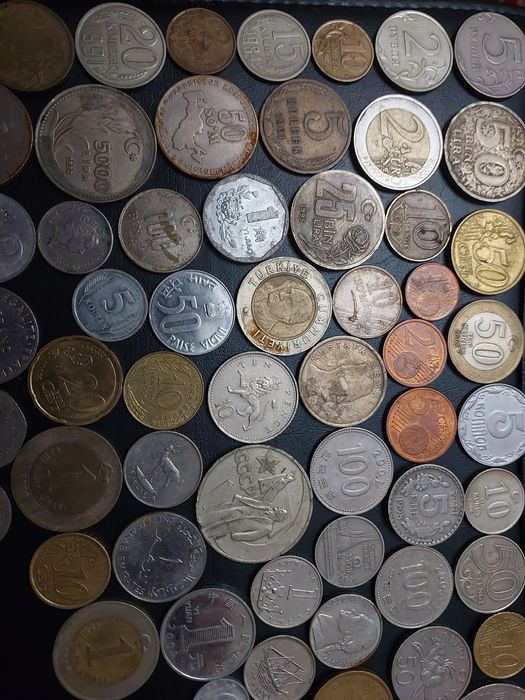 Продается разные монеты