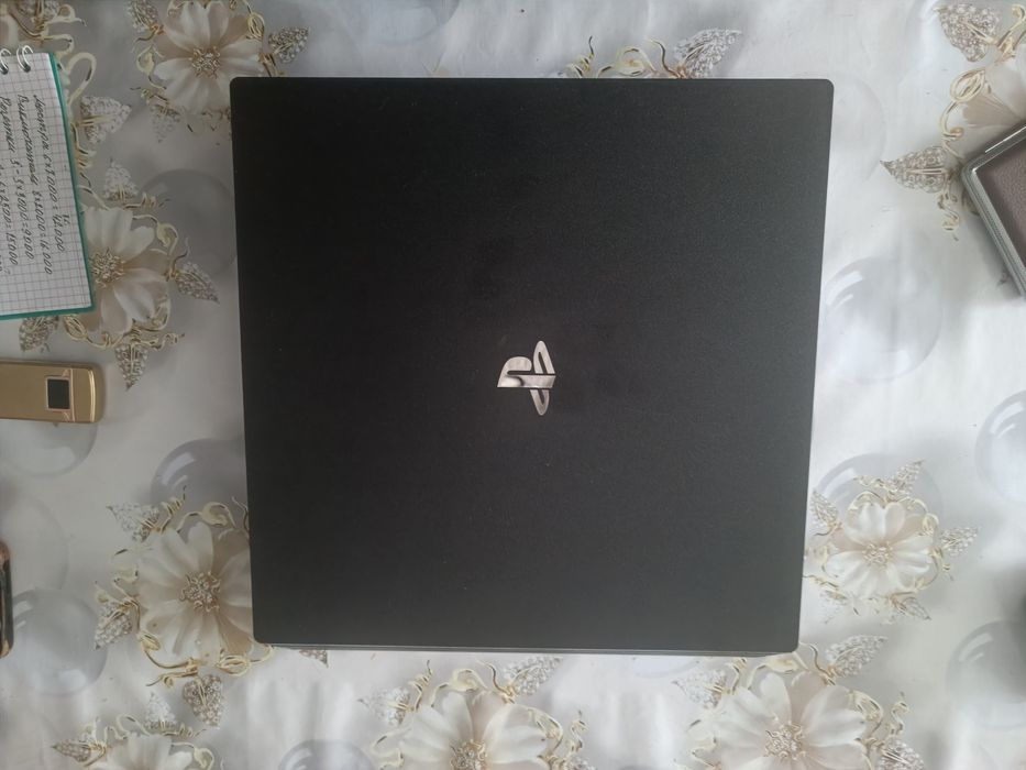 Ps4 pro 1терабайт