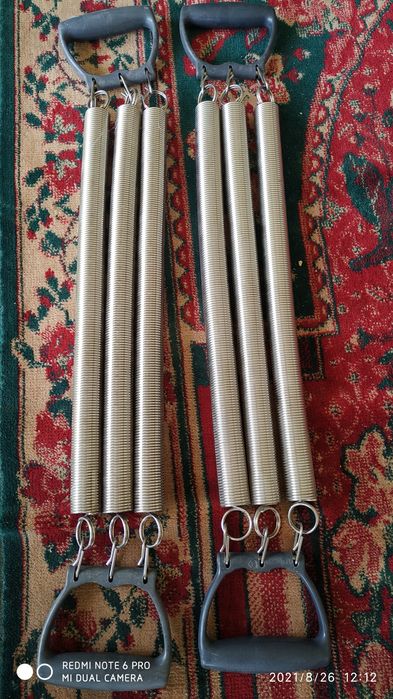 Тринажерний пружин