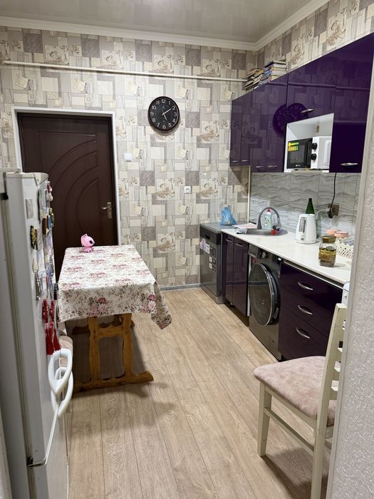 Сдаётся 3-комнатная квартира 70 м² в центре Чирчика (район Атлант)