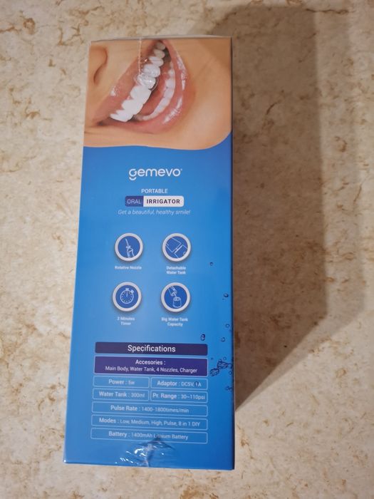 Irigator bucal nou, cu baterii