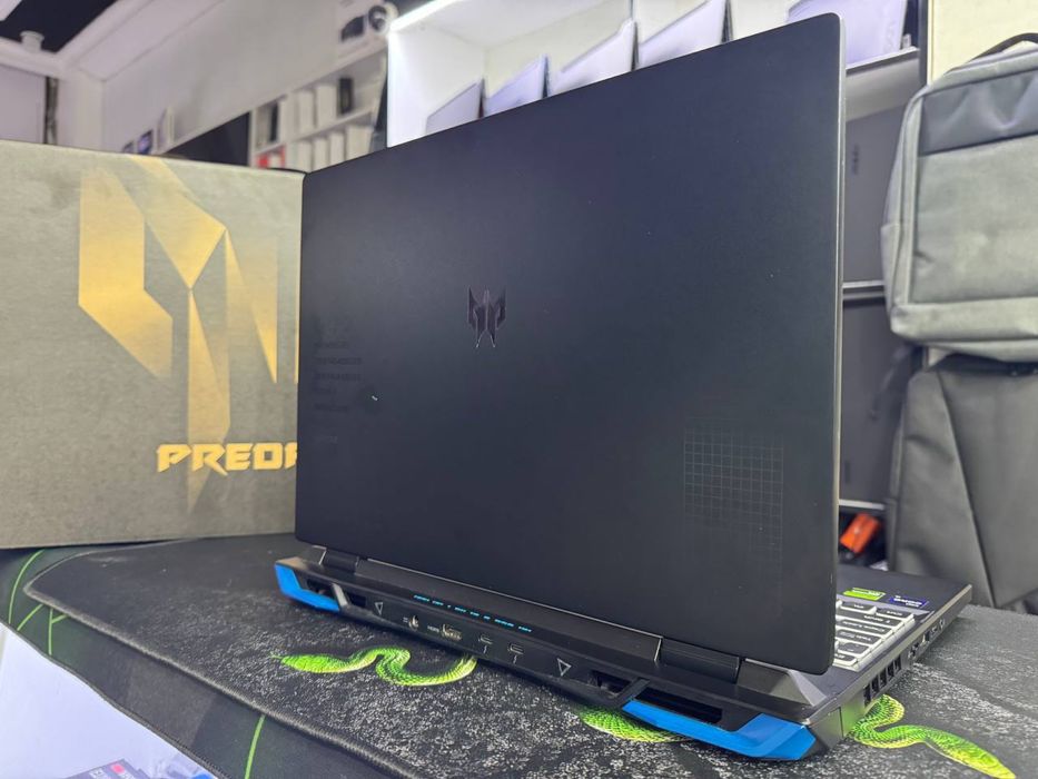 acer PREDATOR Helios Neo 16