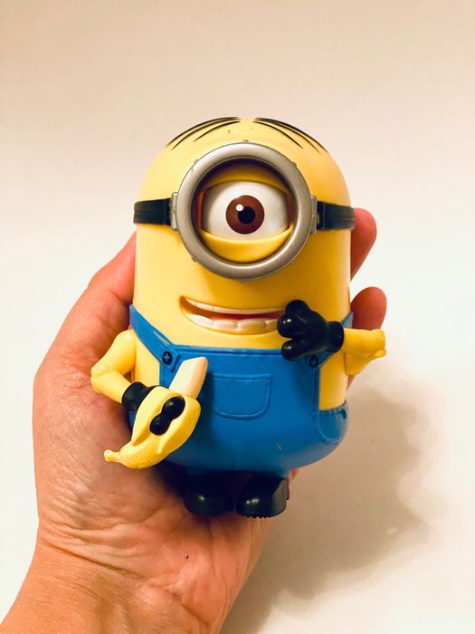 Миньон с бананом
