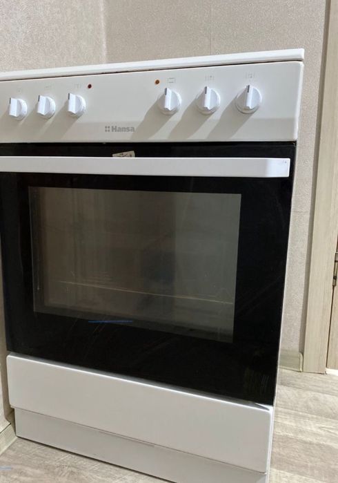 Плита Hansa, в отличном состоянии