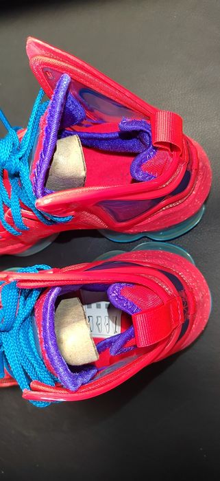 Nike Lebron XIX, номер 35,5