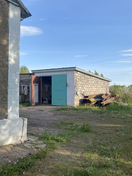 Продам дом с большим участком