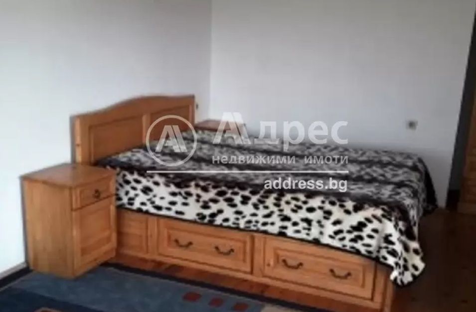 Дава се под наем Двустаен апартамент в Благоевград, Освобождение - 63 кв.м за 183.6 € - Снимка #1