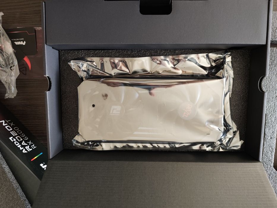 Продавам RX6600XT