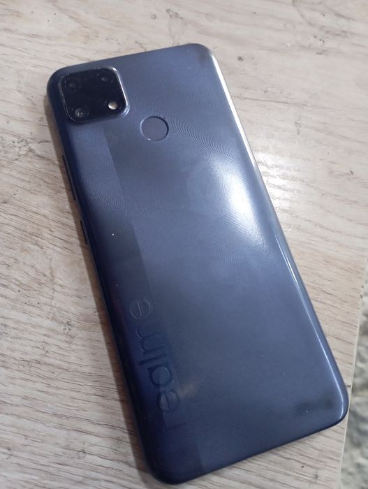 Realme c25s va Samsung a11