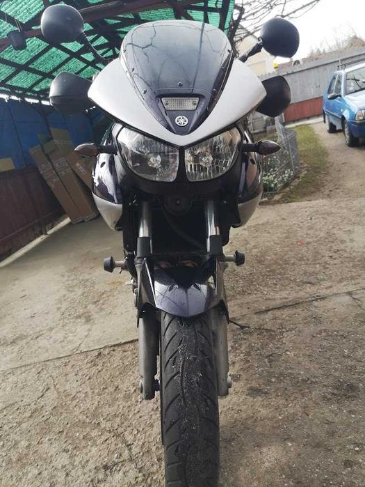 Motocicleta Yamaha TDM 900