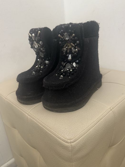 Зимняя детская обувь