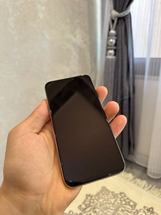 Iphone x           .