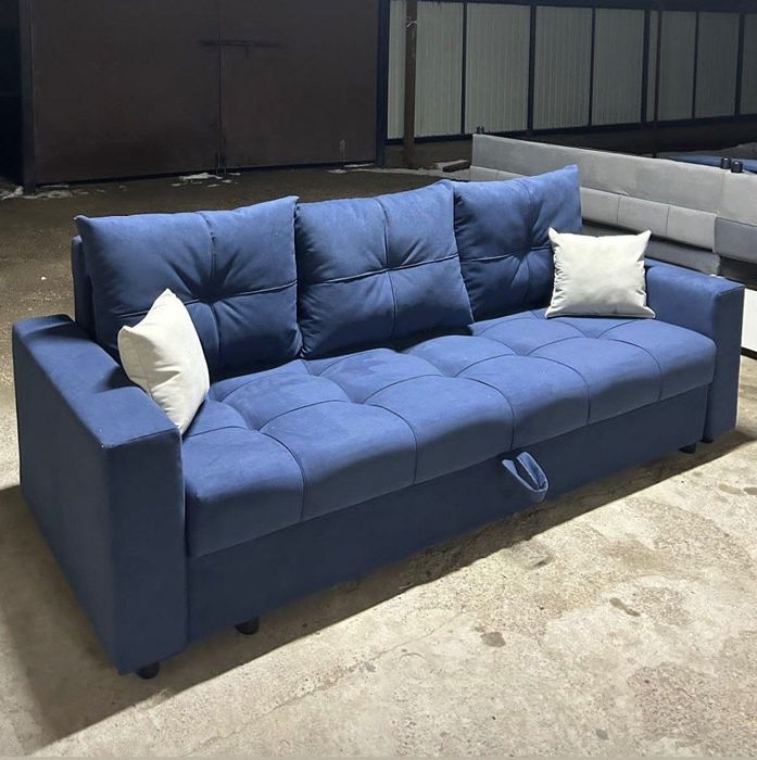 Диван для дома и гостиной