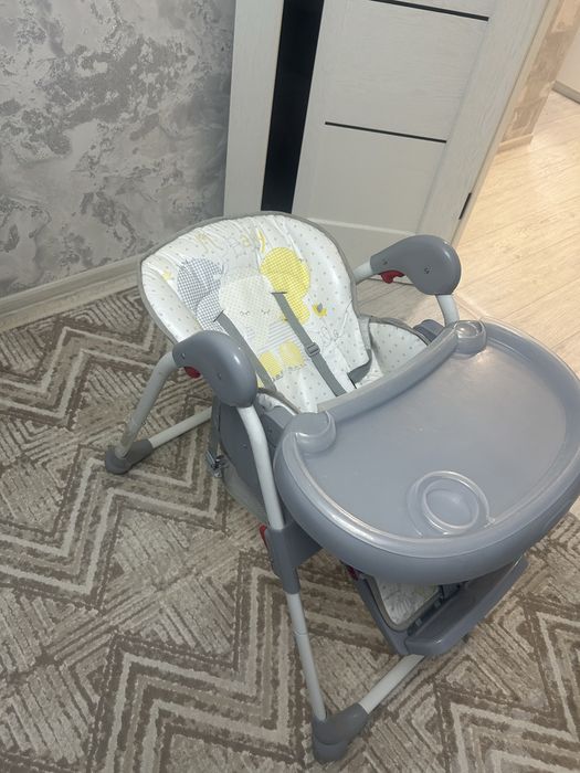 Продам детское кресло для еды!