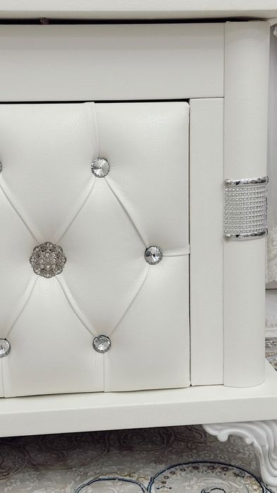 Сундук в отличном состоянии.