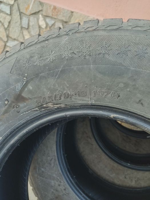 Продавам зимни гуми 16-ки