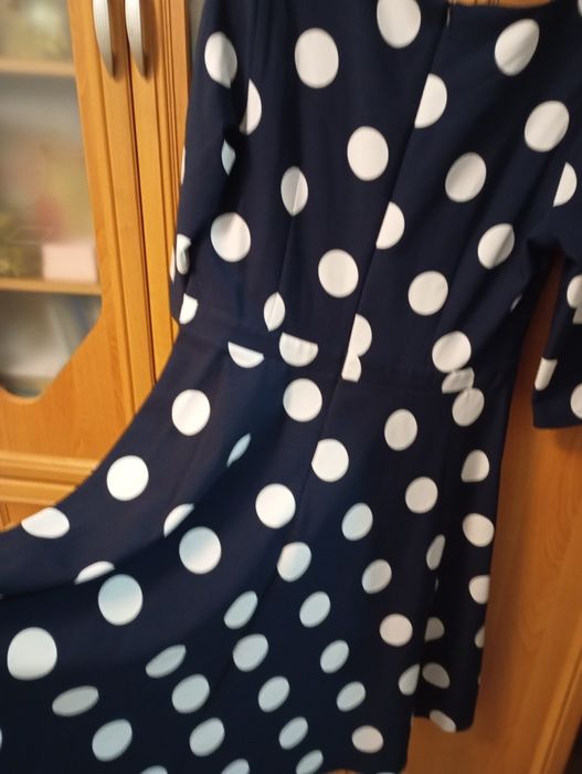 Rochie de zi cu buline