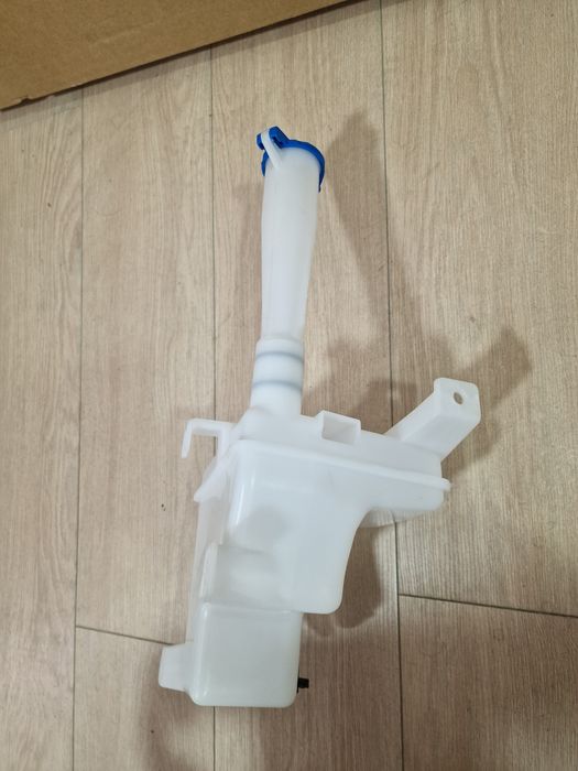 Бачок омывателя на Geely Emgrand