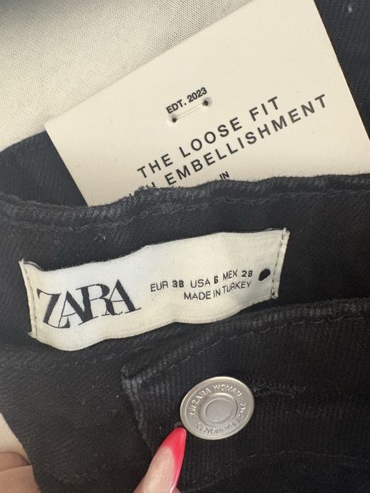 Дънки Zara с камъни