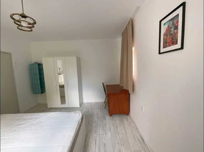 Дава се под наем Двустаен апартамент в София, Полигона - 75 кв.м за 561 € - Снимка #2