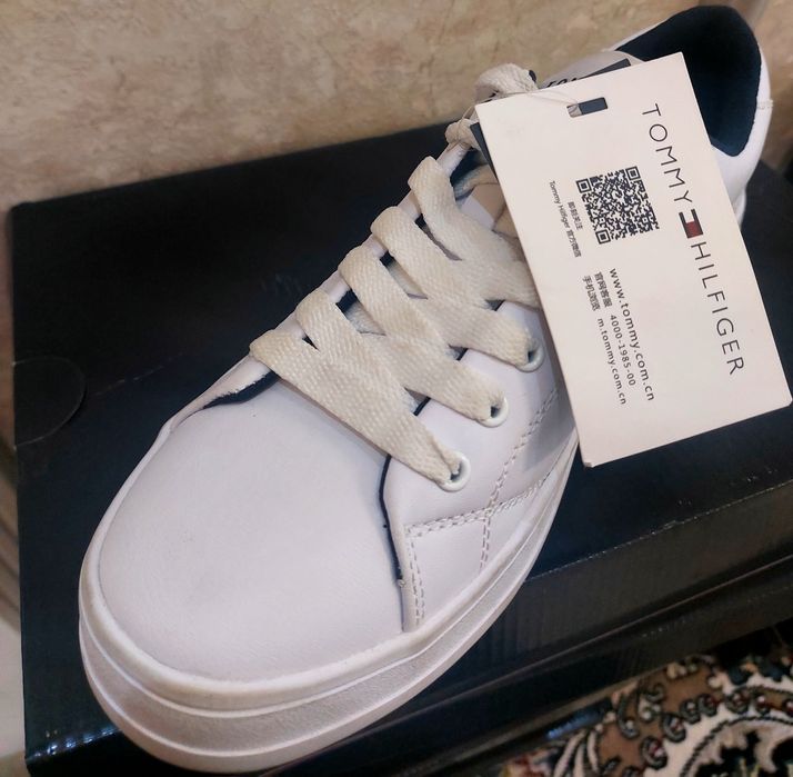 Продажа мужской обуви Tommy Hilfiger