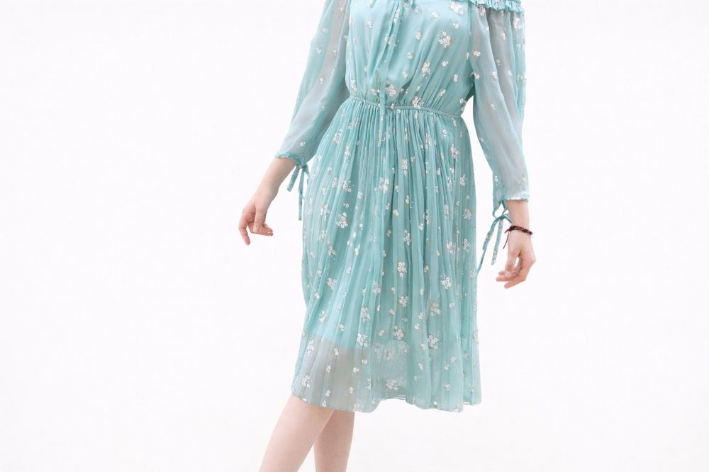Rochie de zi nouă cu etichetă
