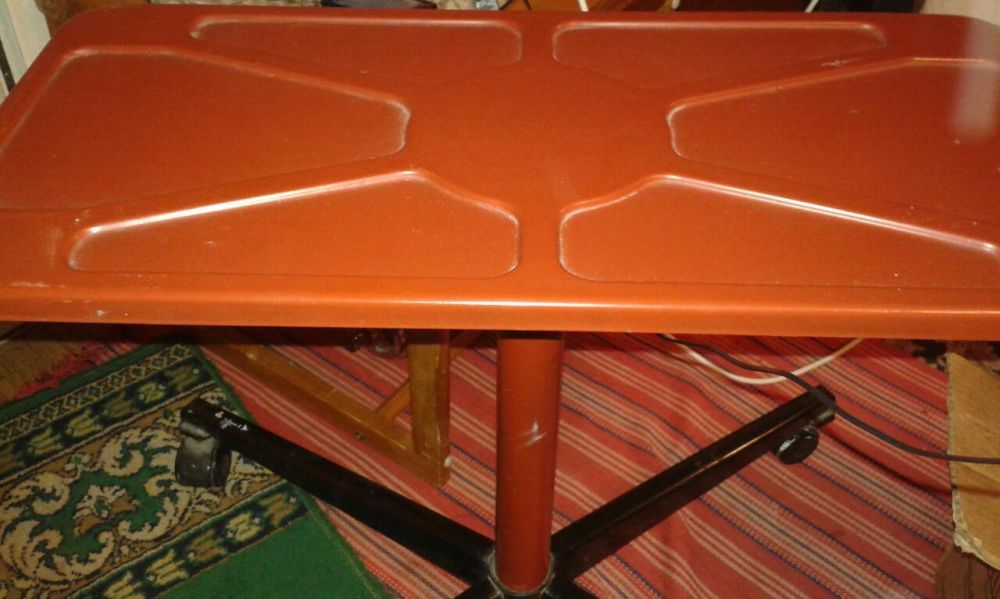 Продам подставку под телевизор!