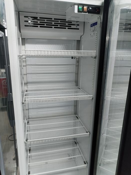 Vitrine frigorifice verticale /duble /slim