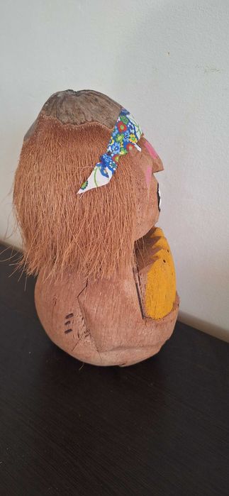 Ръчна изработка кокосова касичка