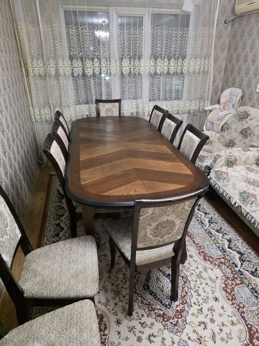 СРОЧНО Продам стол с стульями