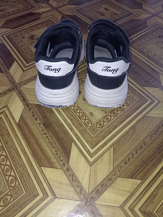 33 размер кроссовки