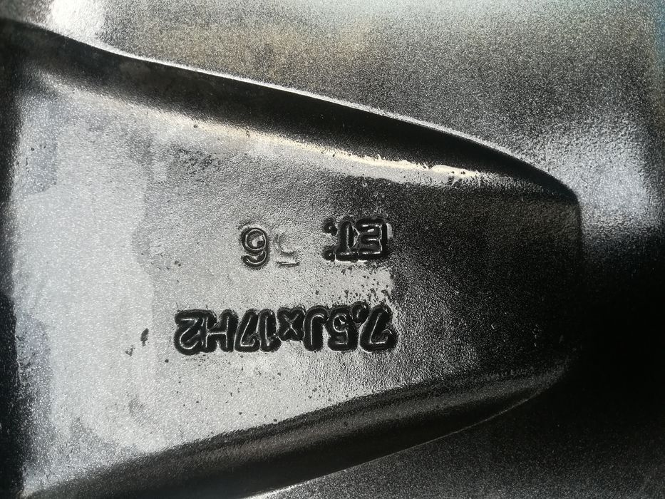 Топ състояние 17-5х112 ЕТ56 7.5J Mercedes ML