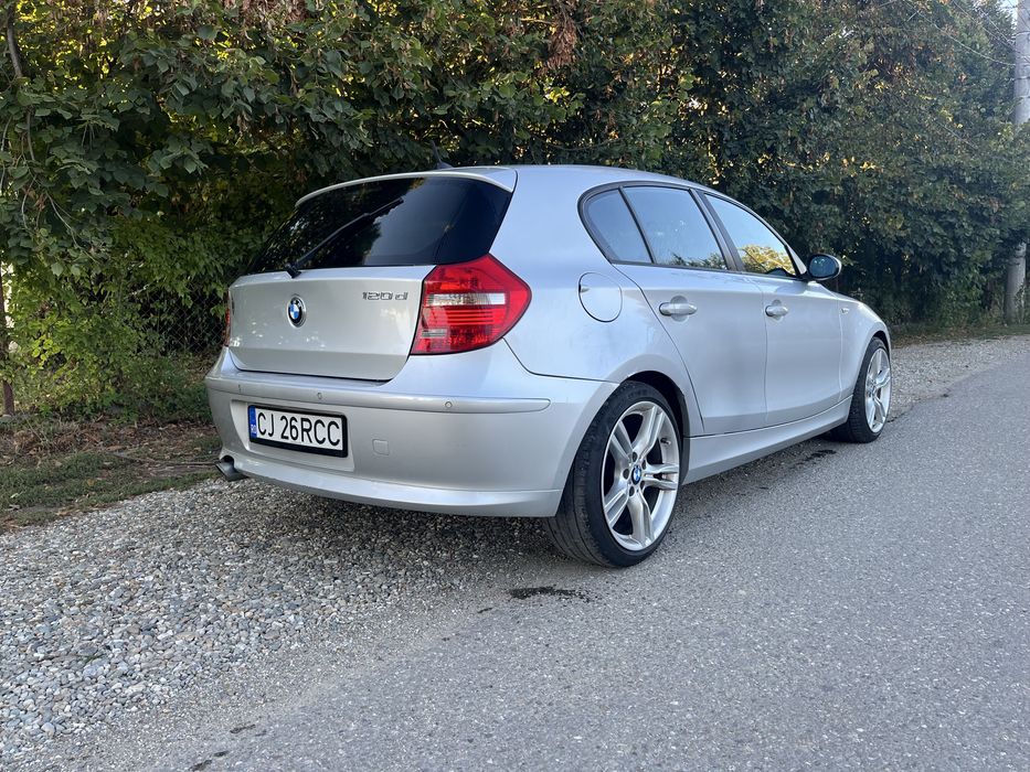 Vand BMW Seria 1 e87 2.0 diesel 177 cai automat lci facelift