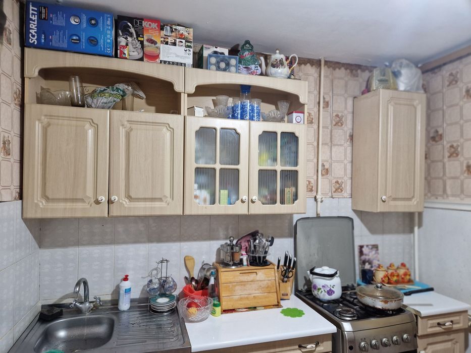 Продам кухонный мебель