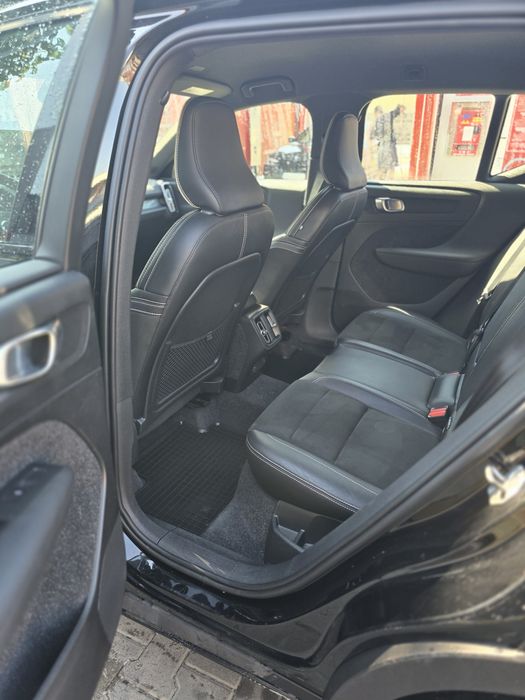 Vand Volvo xc40 R design Ocazie!