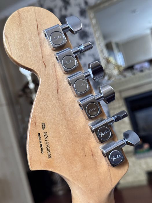 Электрогитара Fender Stratocaster Mexico