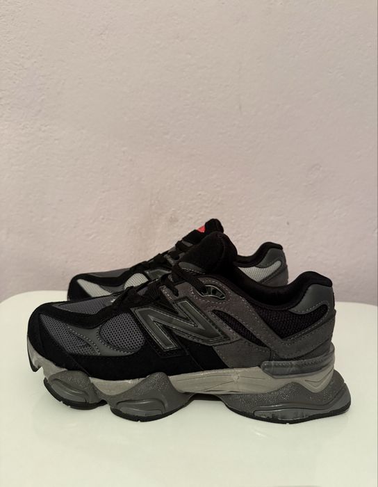Обувки new balance 9060
