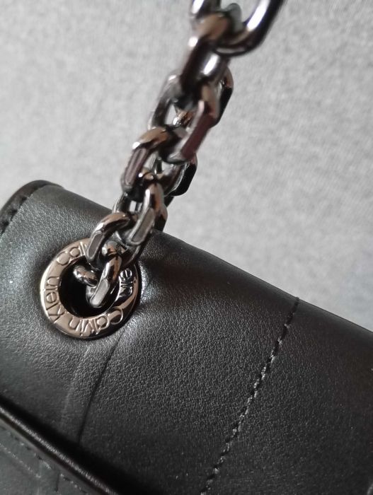 Дамска чанта Calvin Klein Re-Lock Ew Conv Xbody Quilt K60K609682.