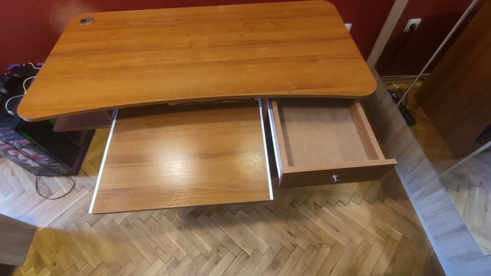 БЮРО в отлично състояние