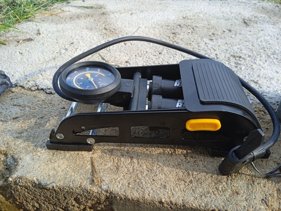 Двуцилиндрова Крачна помпа