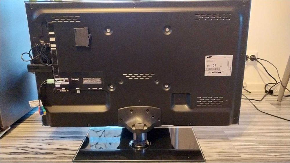 TV Samsung 81cm 32'' Full HD MITV Stick