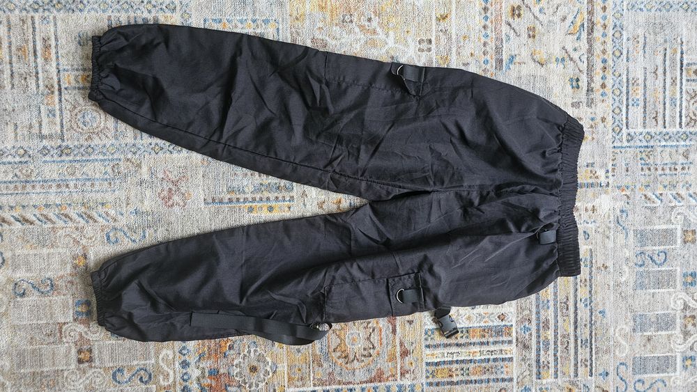 Продам джинсы женские