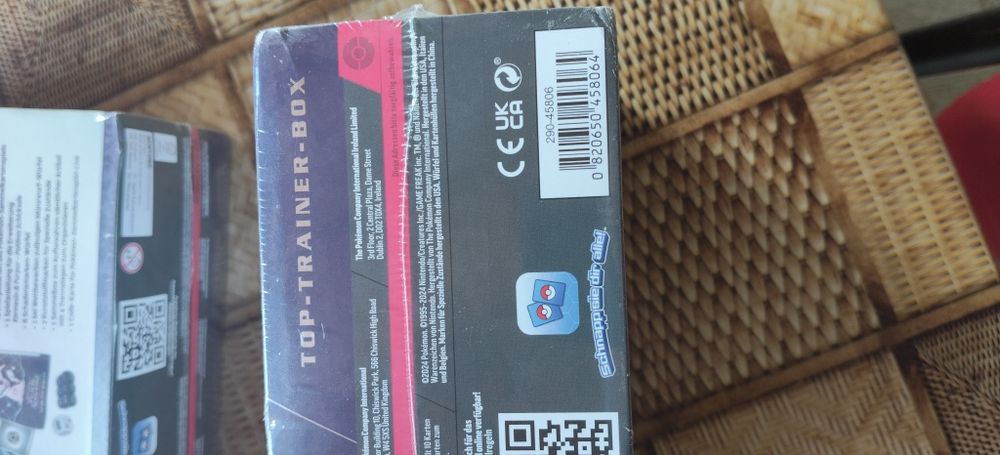 Pokémon Karmesin & Purpur Paldeas Schicksale Top-Trainer-Box (DE)