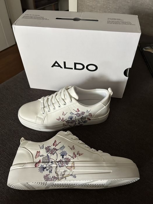 Страхотни дамски кецове ALDO