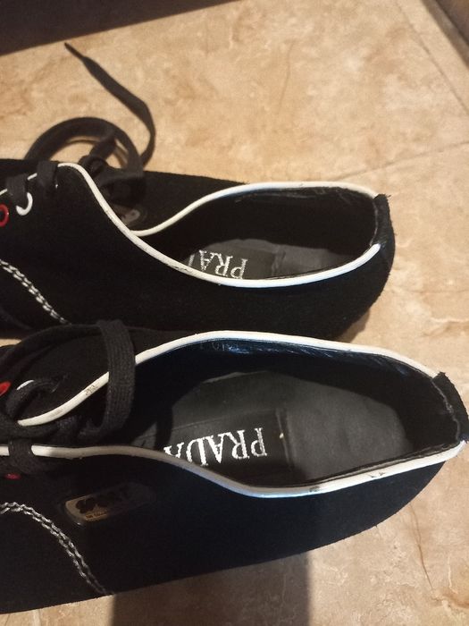 Продам мужскую обувь PRADA