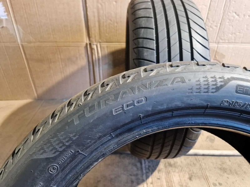 2 Bridgestone R18 215/50
летни гуми DOT1123