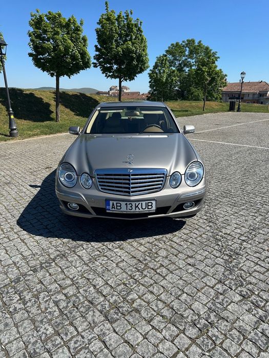 Mercedes-Benz E E 220  automatik