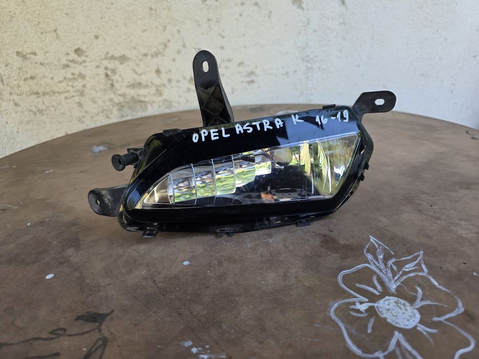 Opel Astra K 16-19 десен халоген