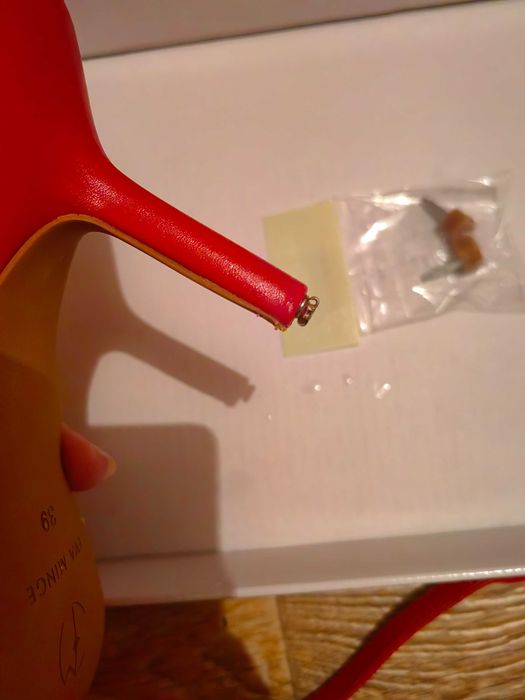 Дамски червени обувки на ток Eva Minge