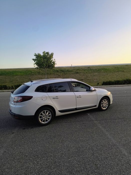 Renault Megane III Estate 1.9 dCi 131 CP | Keyless | Euro 5 | Navi | Piele